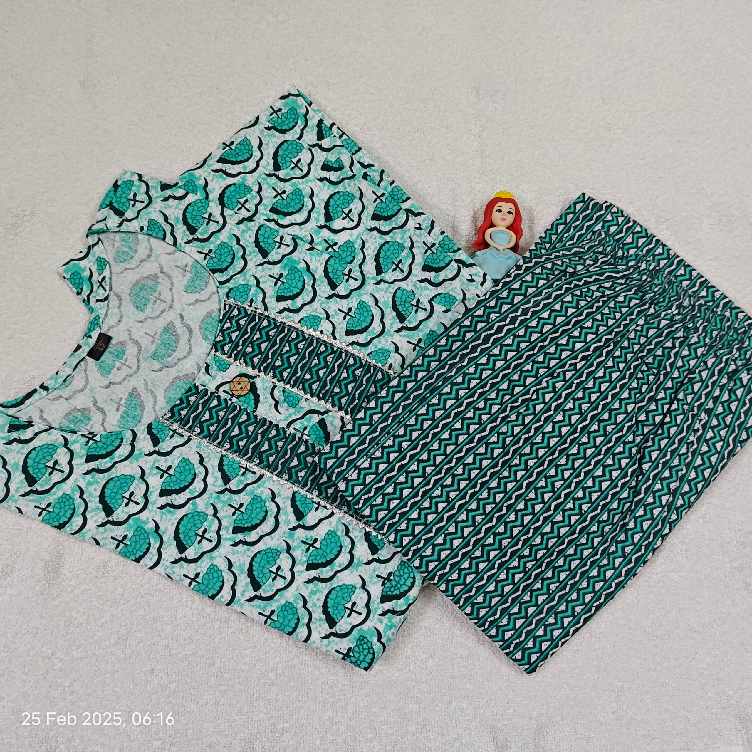 Cotton top with bottom